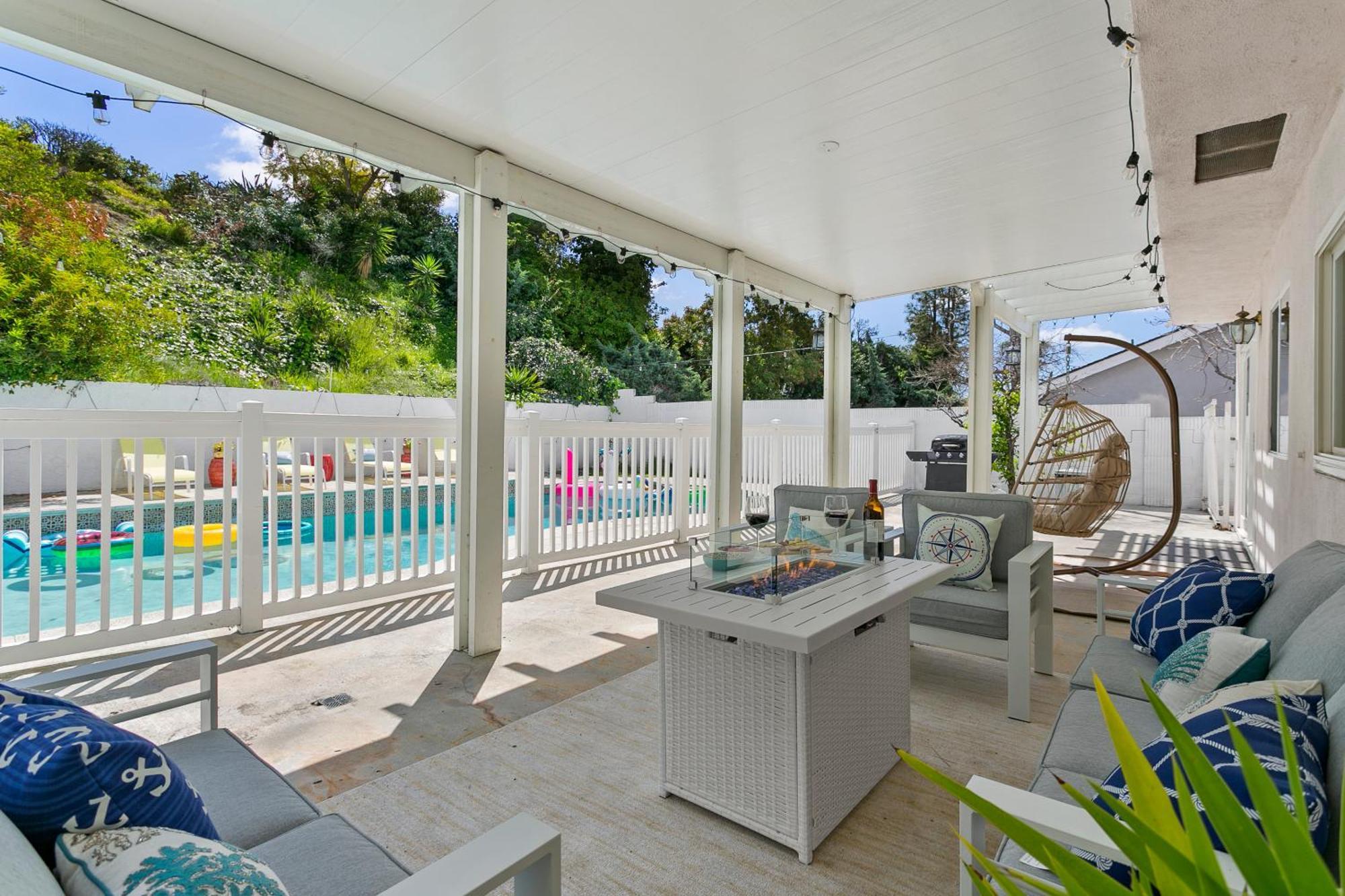 מיסיון וייחו Stunning Coastal Escape With Private Pool, Spa, Arcade, Disney, Beach מראה חיצוני תמונה