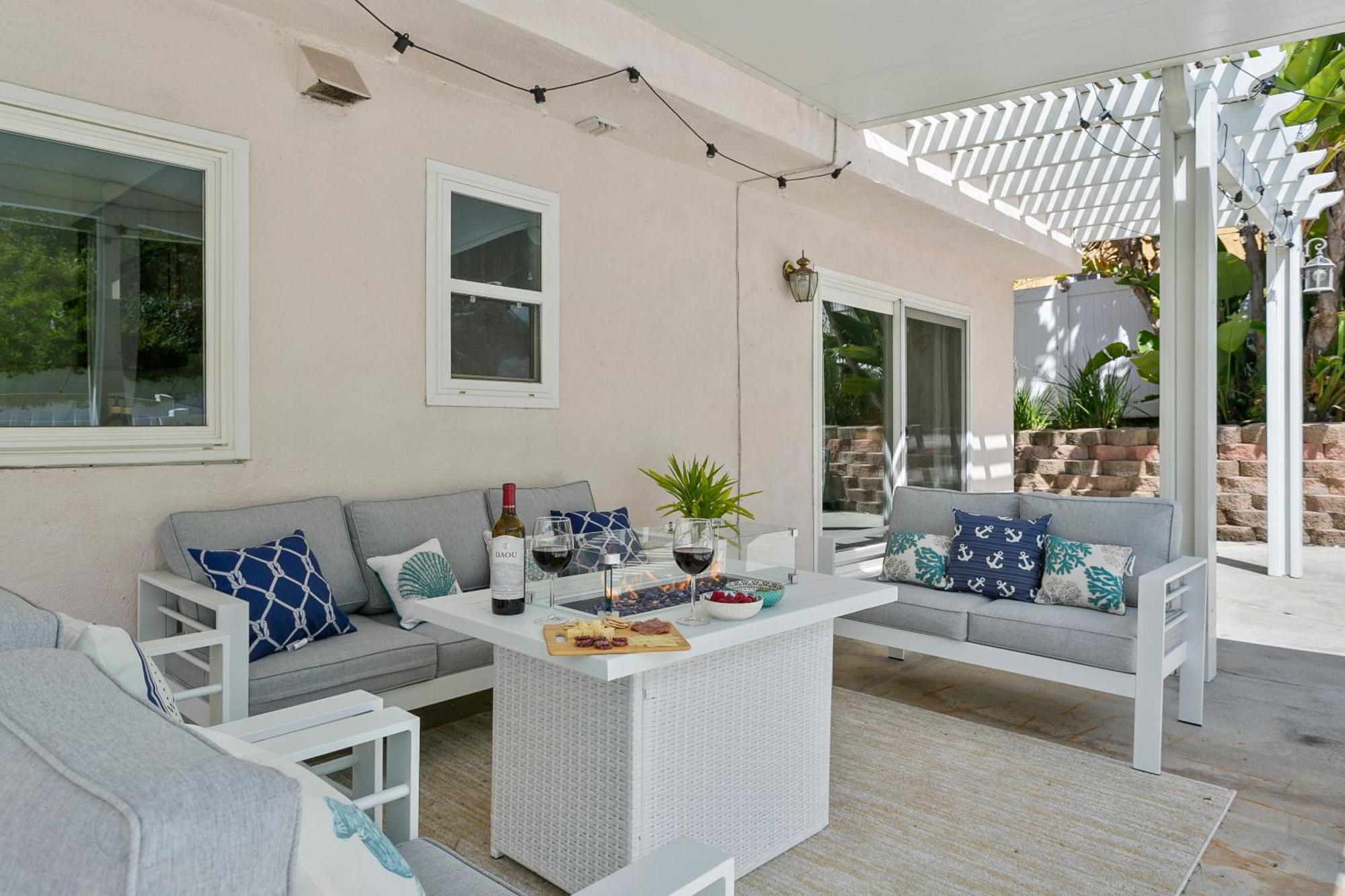 מיסיון וייחו Stunning Coastal Escape With Private Pool, Spa, Arcade, Disney, Beach מראה חיצוני תמונה