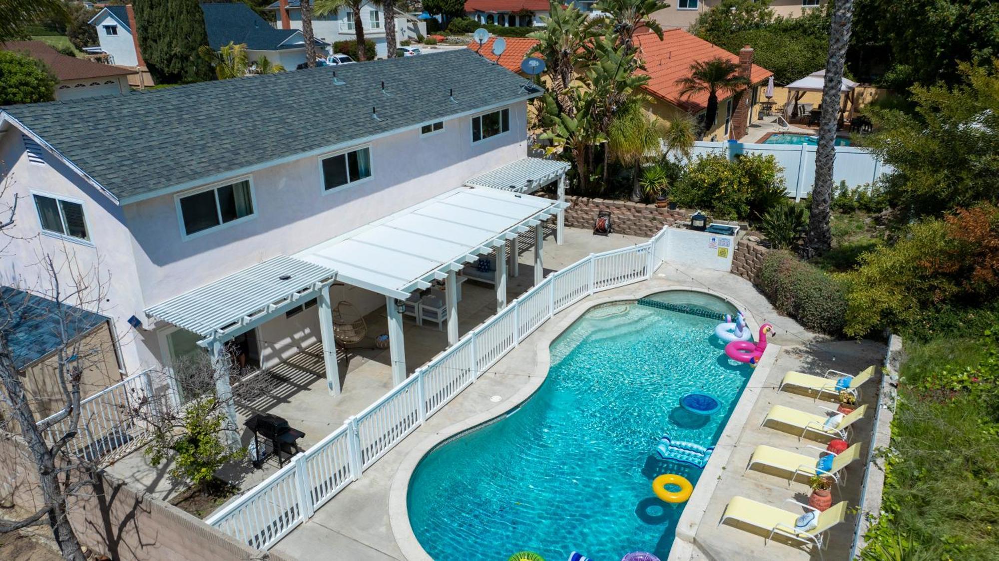 מיסיון וייחו Stunning Coastal Escape With Private Pool, Spa, Arcade, Disney, Beach מראה חיצוני תמונה